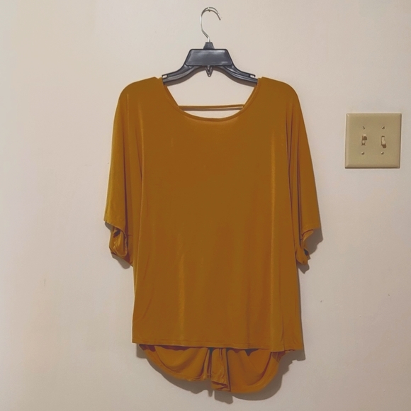 Mustard Colored Top - Picture 2 of 3